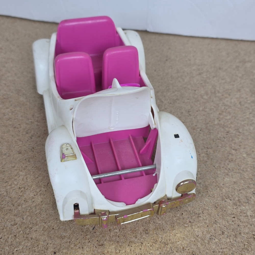Vintage 1984 Ideal The Chipettes Convertible Car White Pink Alvin Chipmunks Toy